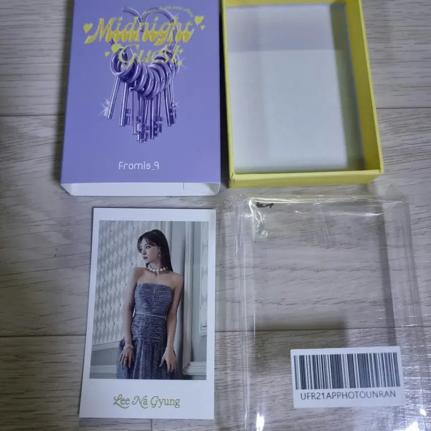 [BUNJANG] fromis_9 Nakyung DM Weverse Pre-order Exclusive Polaroid / (나경)프로미스나인 디엠 위버스 예구 특전(폴라로이드) 판매(재고:1개)