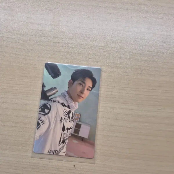 [BUNJANG] Seventeen Wonwoo Photocard / 세븐틴 원우 포토카드