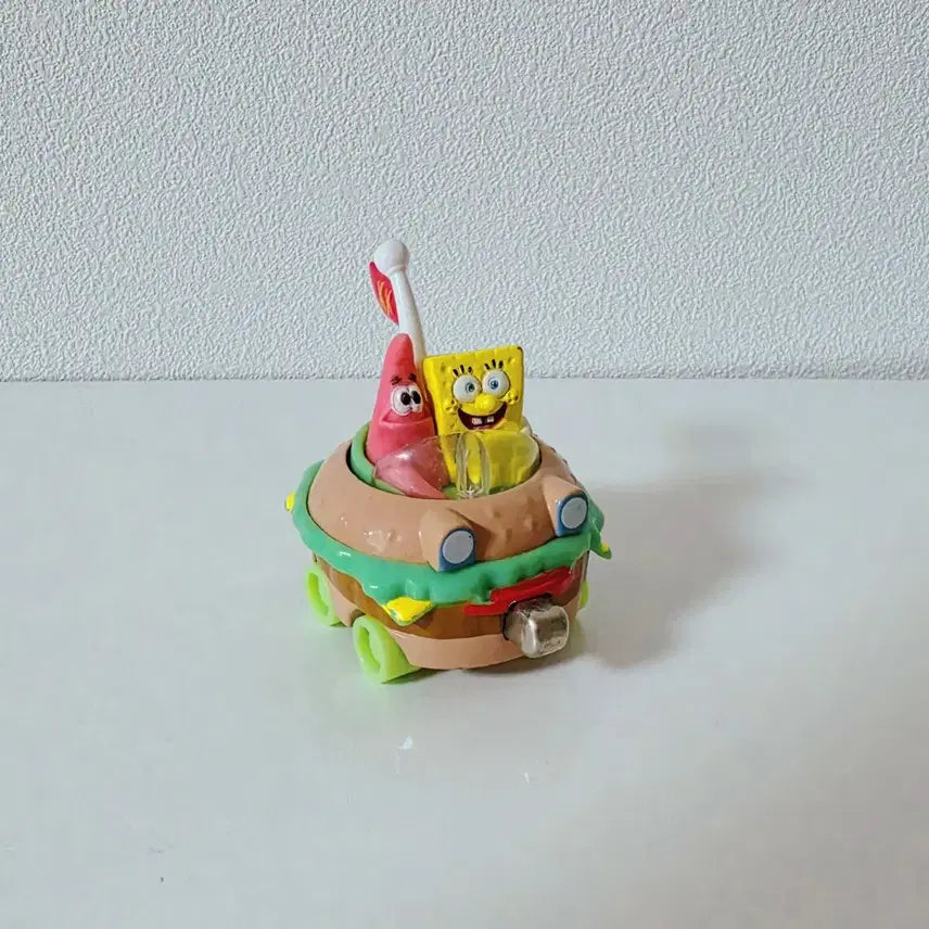 [BUNJANG] SpongeBob Patrick Star Hamburger Car Classic Rare / 스폰지밥 뚱이 햄버거카 햄버거 자동차 고전 레어