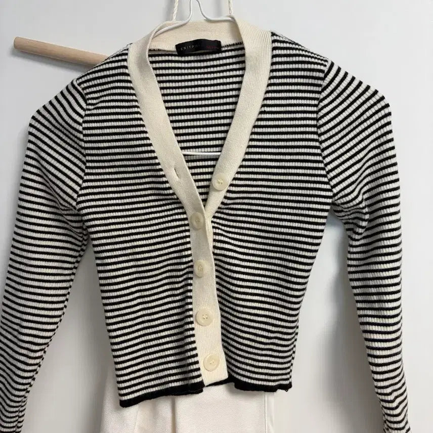 [BUNJANG] Byul Byul Cardigan, Byungha Model Cardigan, Sleeveless Set, Pink Mini Dress Bundle Set / (옷장정리중) 모델 변정하 가디건 원피스 등 총 3벌 일괄