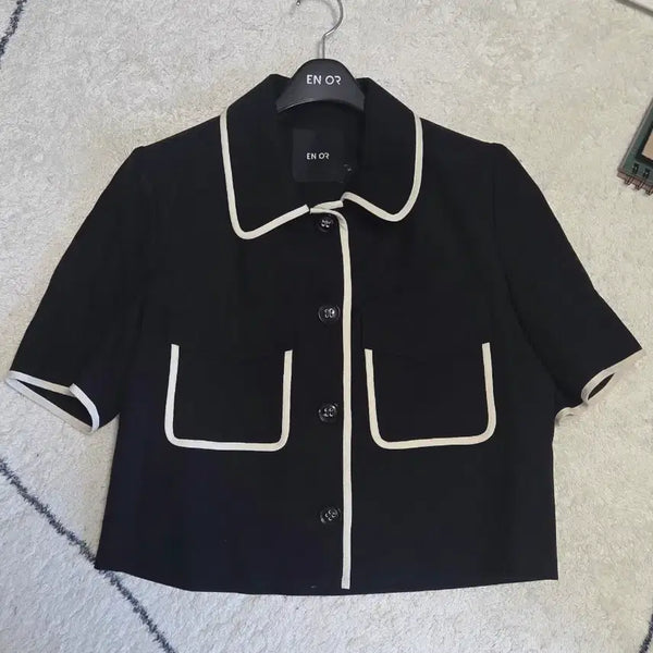 [BUNJANG] ENOR Line Contrast Crop Jacket (S) / 엔오르 크롭 자켓 (LINE CONTRAST CROP JACKET)