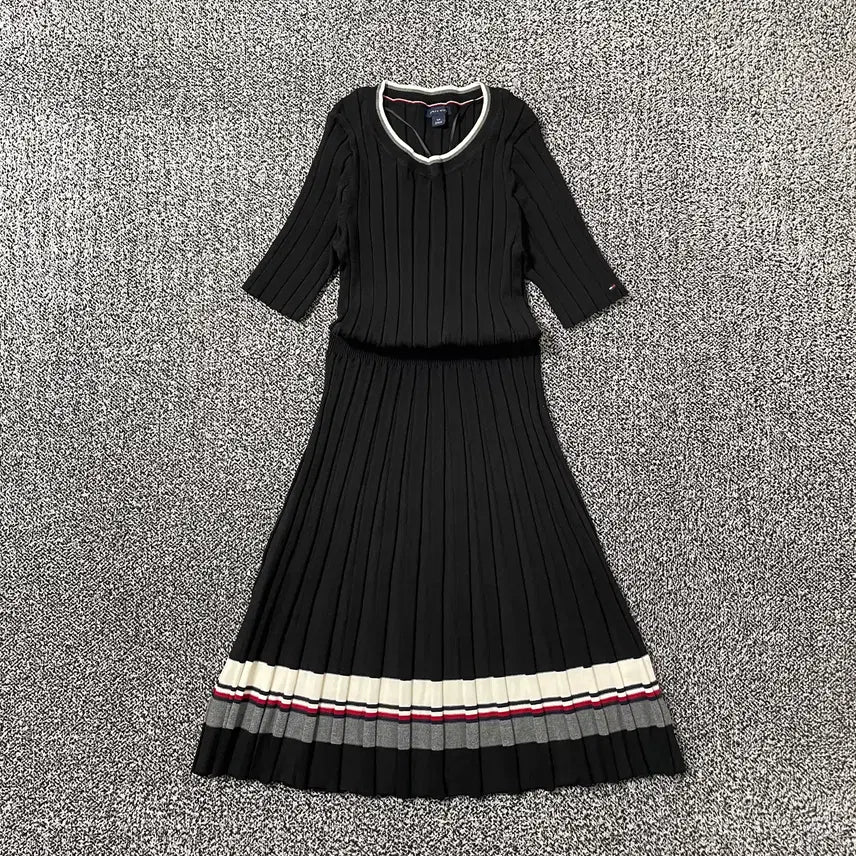 [BUNJANG] Vintage Tommy Hilfiger Ribbed Knit Pleated Midi Dress / 빈티지9. 타미힐피거 골지 니트 플리츠 미디 원피스 드레스
