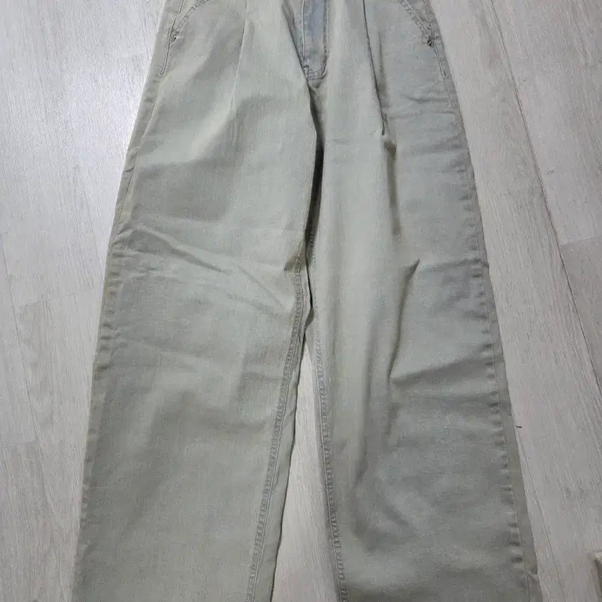 [BUNJANG] Raon Museura Wide Fit Light Wash Denim Pants / 라온 뮤제라 와진 연청