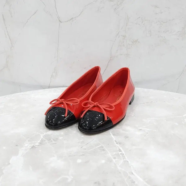 [BUNJANG] Chanel CC Logo Enamel Ballerina Flat Shoes / 36 / 샤넬 CC로고 에나멜 발레리나 플랫 슈즈 G02819