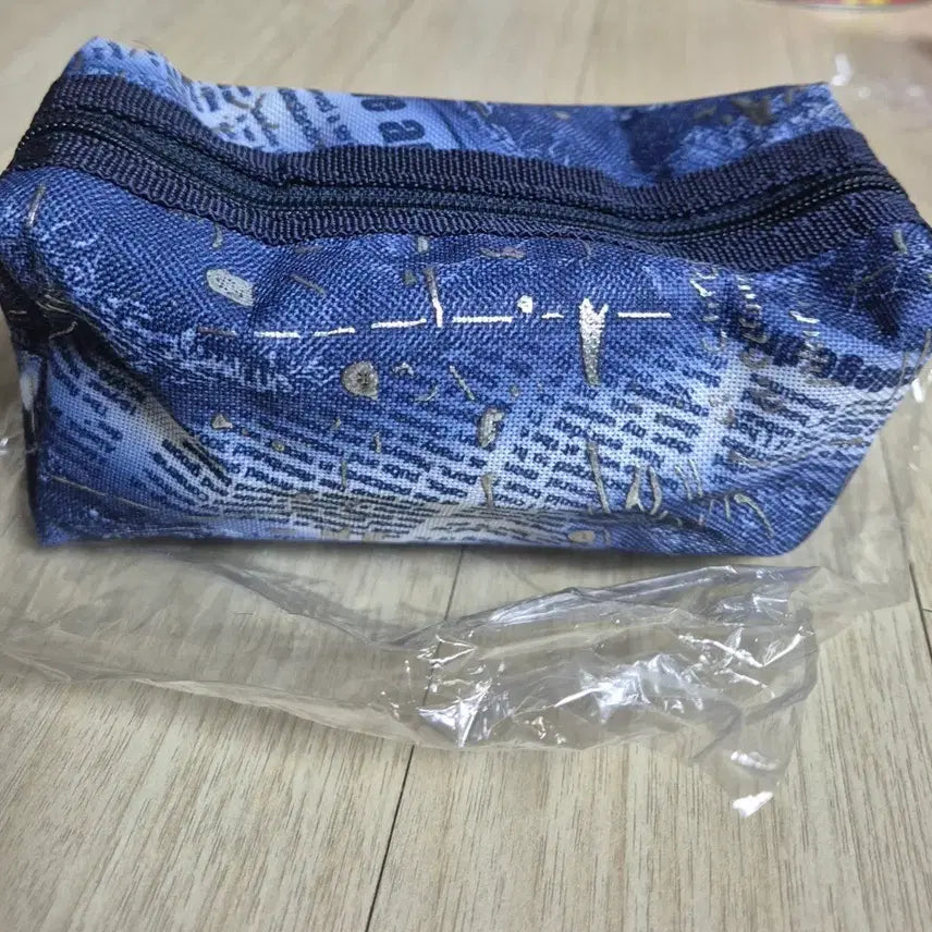 [BUNJANG] Cosmetic Pouch / (새상품)화장품파우치