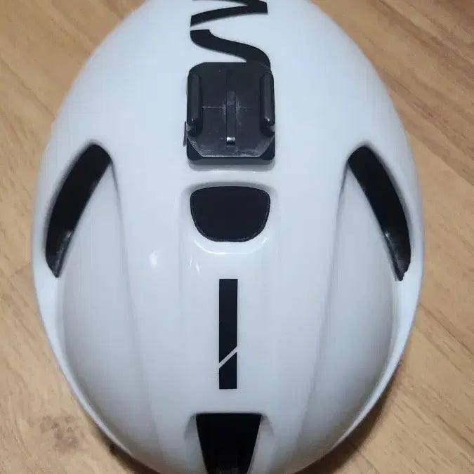 [BUNJANG] Kask Utopia Aero Helmet with GoPro Mount / 카스크 유토피아 M
