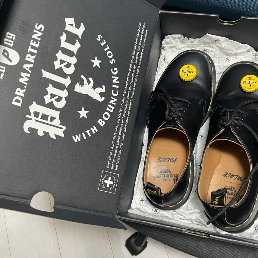 [BUNJANG] Dr. Martens x Palace 1461 Black Shoes / 닥터마틴 X 팔라스 1461 블랙 UK7, 260