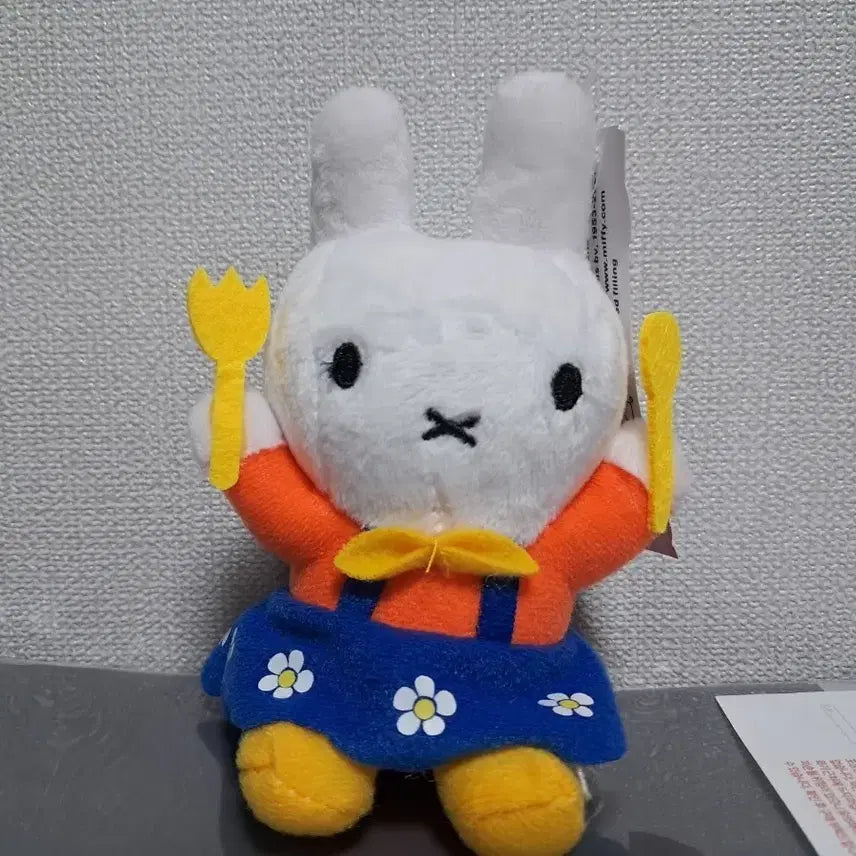 [BUNJANG] Miffy Chef Doll Keychain / 미피 요리 인형키링