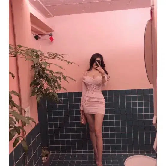 [BUNJANG] LaVisu Love Shirring Dress S / 라비수 러브셔링 원피스 s (네이비, 베이비핑크, 베이지, 레몬)