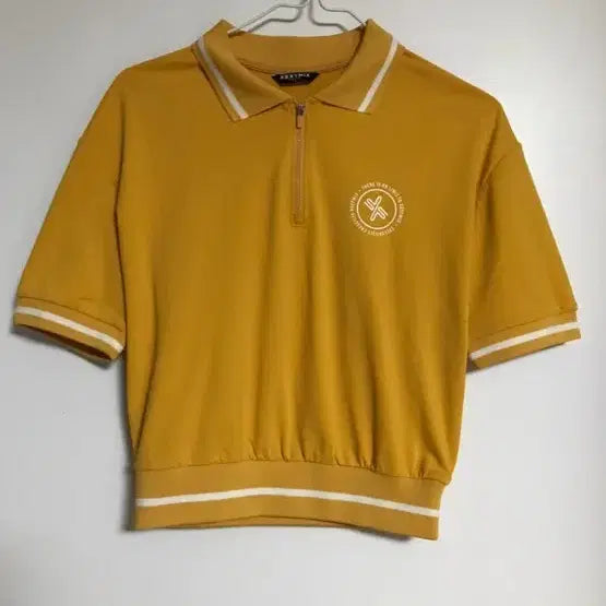 [BUNJANG] XEXYMIX Yellow Half-Zip Collar T-Shirt / 젝시믹스 옐로우 반집업 카라 티셔츠 새상품