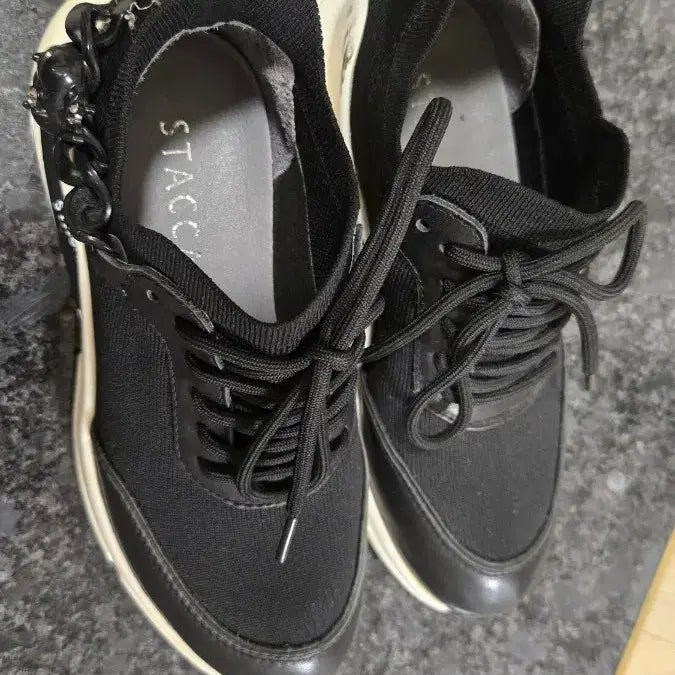 [BUNJANG] Staccato Black Chain Sneakers / 스타카토 블랙 체인 스니커즈