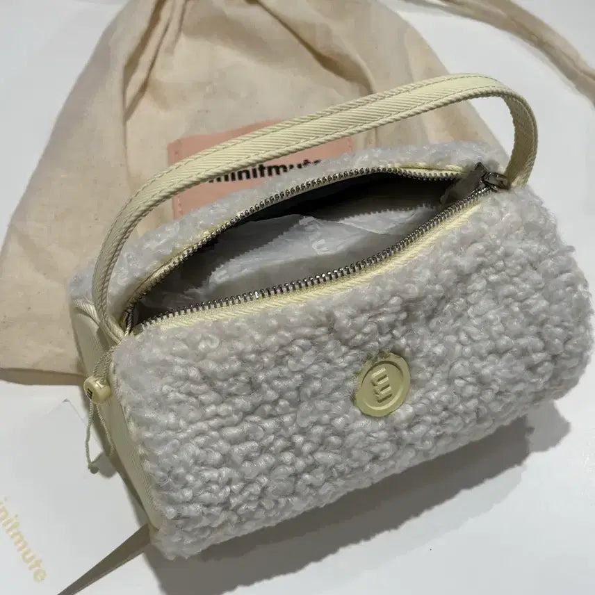[BUNJANG] MinuitMute Closircle Buttercream Bag / 미닛뮤트 클로써클 버터크림