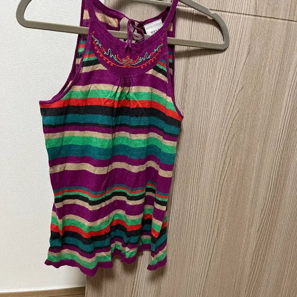 [BUNJANG] Striped Sleeveless Embroidered Knit Top / 줄무늬 민소매 엠브로이더리 자수 니트