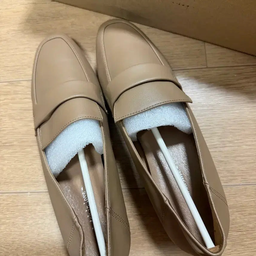 [BUNJANG] Women's Low Heel Loafers - Brown Size 240 / 로퍼 단화 브라운 240 (새상품)
