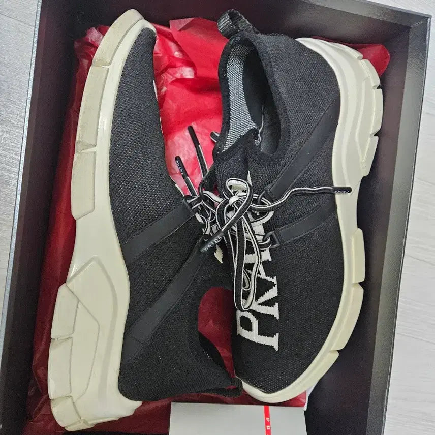[BUNJANG] Prada Logo Knit Sneakers Black / 프라다 로고 XY니트 스니커즈 블랙 60~65