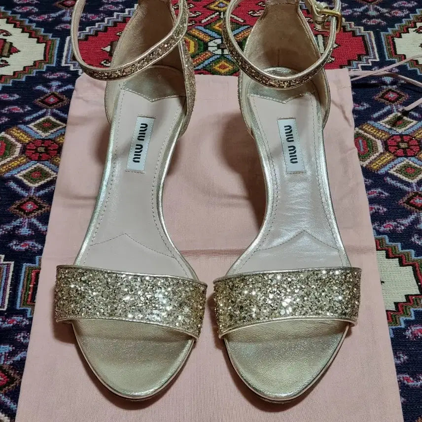 [BUNJANG] Miu Miu Gold Glitter Strap Heels - Size 37.5 (Excellent Condition) / [최종가] 정품 미우미우 글리터스트랩 명품샌들 245/37.5(상태최상)