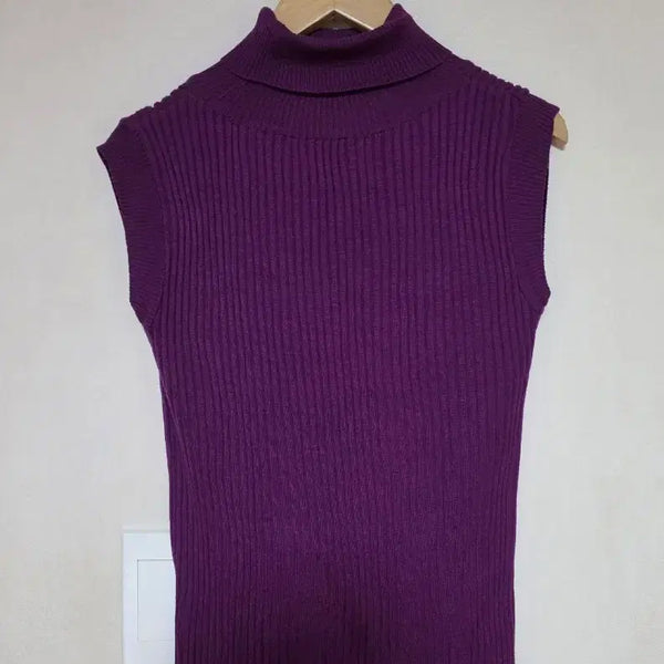 [BUNJANG] Purple Ribbed Turtleneck Sleeveless Knit Tank Top / 퍼플 골지 목폴라 슬리브리스 니트 나시