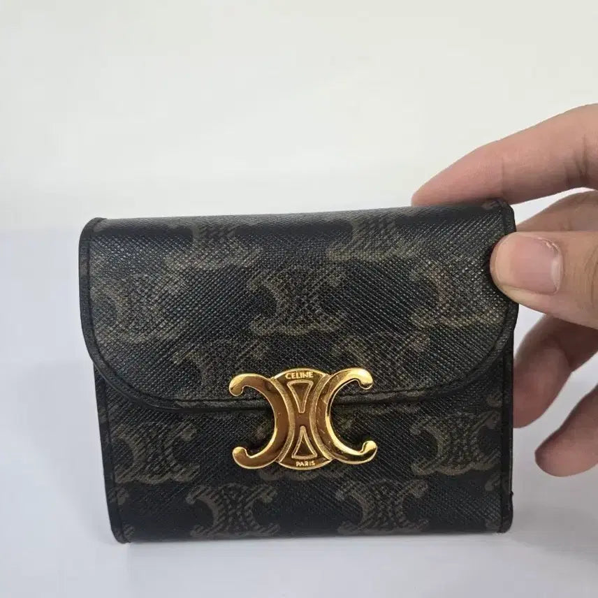 [BUNJANG] Celine Triomphe Bifold Wallet / 셀린느 지갑 트리오페 3단 중지갑