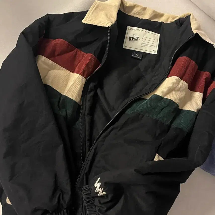 [BUNJANG] WVUR Color Block Black Windbreaker Jacket L / WVUR 컬러 배색 블랙 바람막이 L