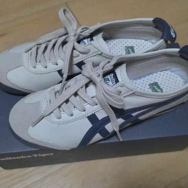 [BUNJANG] Onitsuka Tiger Mexico 66 1183C102 Sneakers (240) / 오니츠카 타이거 멕시코 66 240 1183C102