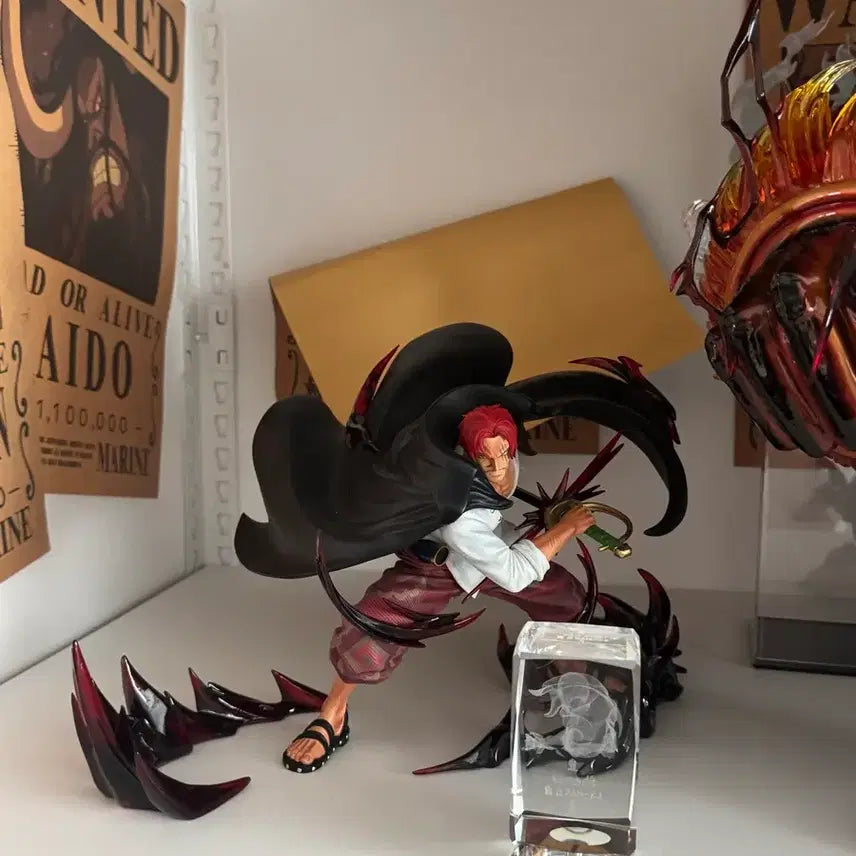 [BUNJANG] One Piece Shanks Resin Figure (Damaged) / (파손)원피스 lx샹크스 레진 피규어