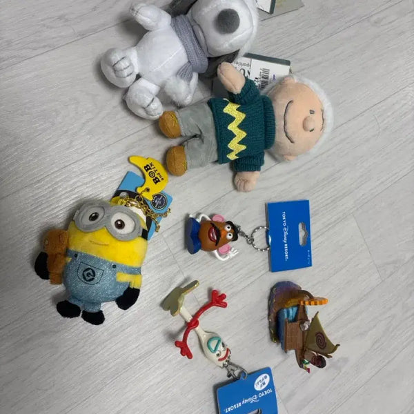 [BUNJANG] Disney, Minions, Snoopy, Charlie Brown Keychains & Plush Dolls Set / 디즈니/미니언즈/스누피/찰리 키링&인형 모음