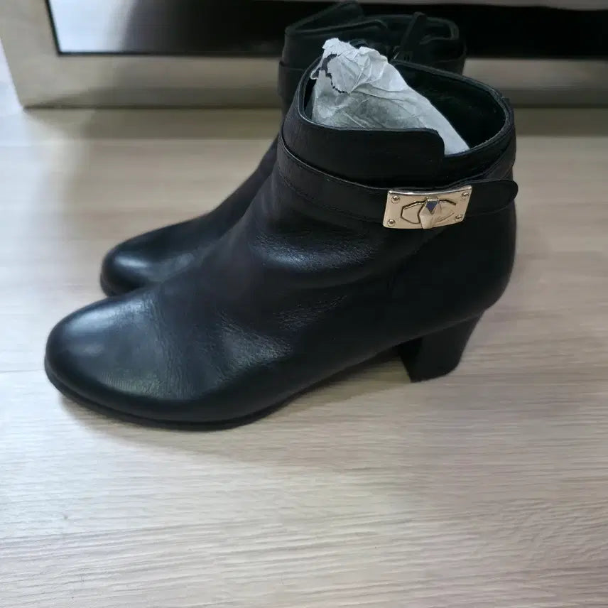 [BUNJANG] Tandy Black Leather Ankle Boots / 탠디 앵클부츠 TANDY