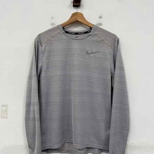 [BUNJANG] Nike Dri-FIT Long Sleeve Running Top / (95)나이키 러닝 드라이핏 기능성 긴팔티