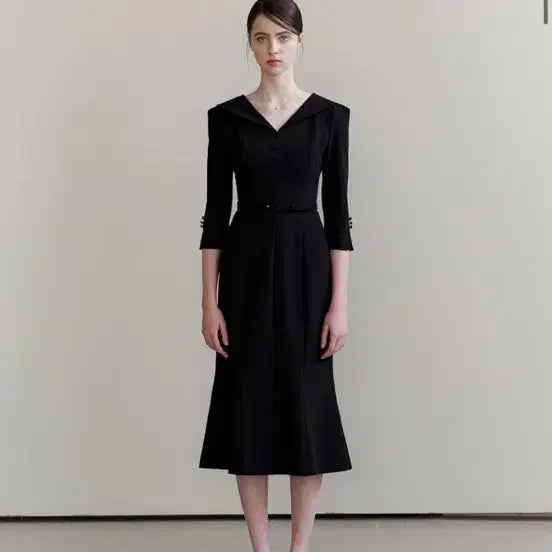 [BUNJANG] Flooum Classic Sailor Collar Dress / 플로움 세일러 원피스 Classic Sailor Collar Dress