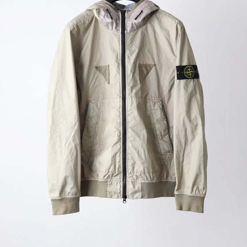 [BUNJANG] Stone Island Membrana Hooded Windbreaker Sand Beige M / 스톤아일랜드 멤브라나 후드 바람막이 샌드베이지 M팝니다.