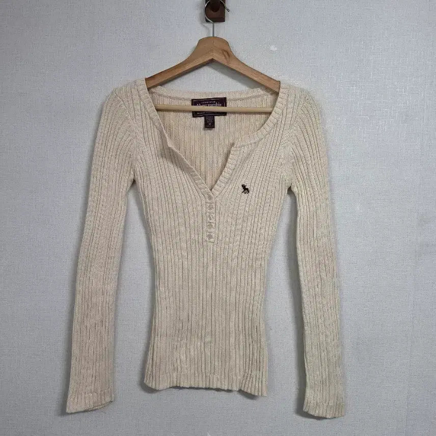 [BUNJANG] Abercrombie & Fitch Women's Fitted Knit Sweater Beige M / 아베크롬비 여성 딱붙핏 니트 M /t0046