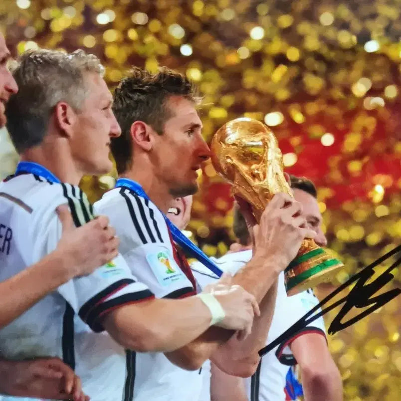 [BUNJANG] Miroslav Klose Signed 6x4 Photo / 미로슬라프 클로제 싸인