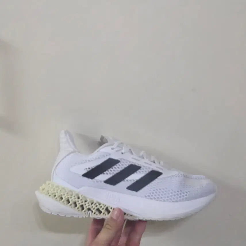 [BUNJANG] Adidas 4DFWD Pulse Cloud White Discontinued / [265] 아디다스 4DFWD 포워드펄스 클라우드화이트ㅡ단종매물