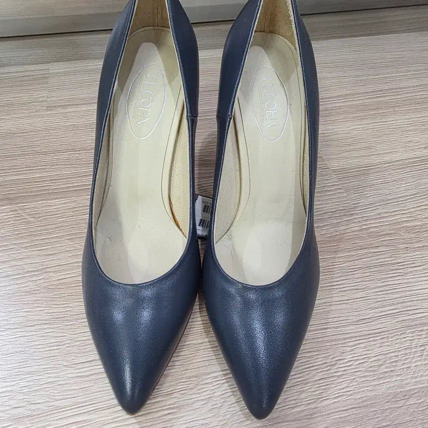 [BUNJANG] LUCOEN Stiletto Pumps 240 / 240 루코엔 스틸레토 펌프스 LUCOEN