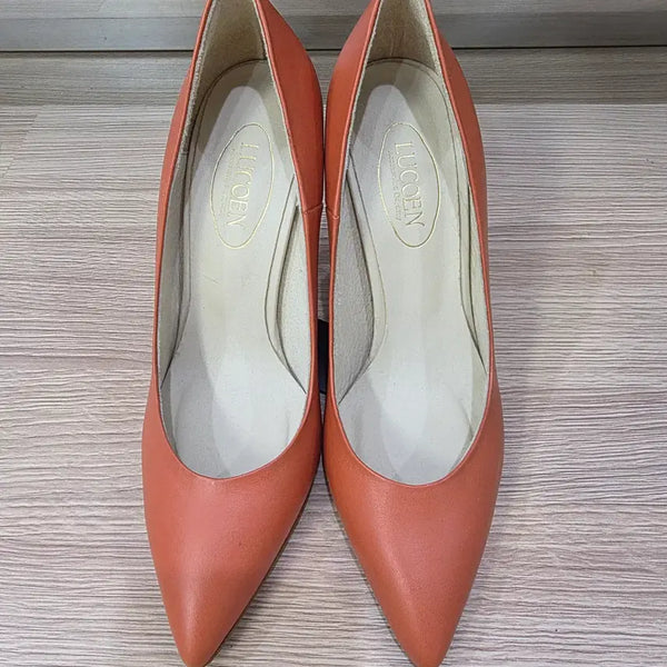 [BUNJANG] LUCOEN Pointed Pumps (Orange) / 루코엔 포인티드 펌프스 (오렌지) LUCOEN 230
