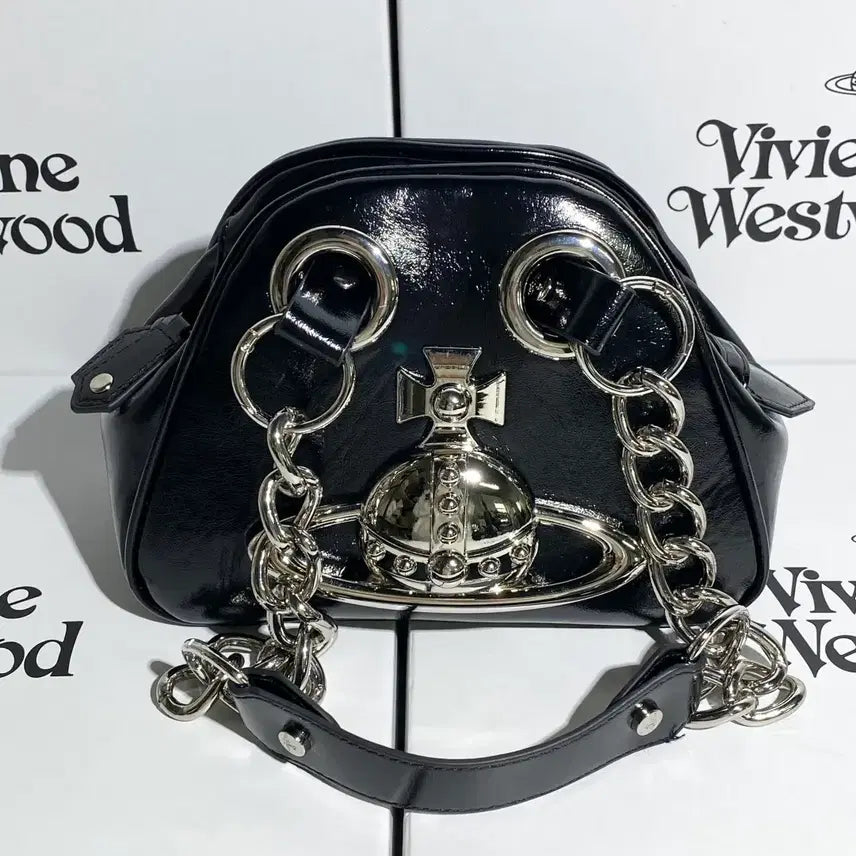 [BUNJANG] Vivienne Westwood Black Leather Chain Clutch Shoulder Bag / 비비안웨스트우드 클러치백 숄더백 블랙  은장 체인
