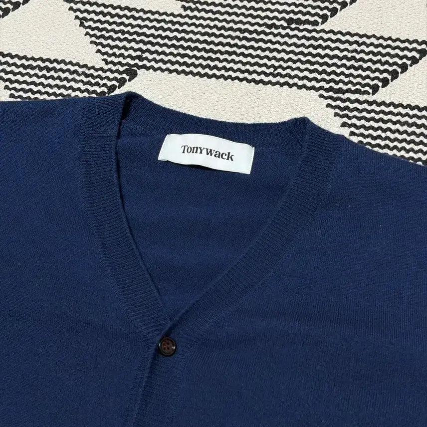 [BUNJANG] Tonywack Super Fine Merino Wool Knit Cardigan / 토니웩 슈퍼 파인 메리노 울 니트 가디건