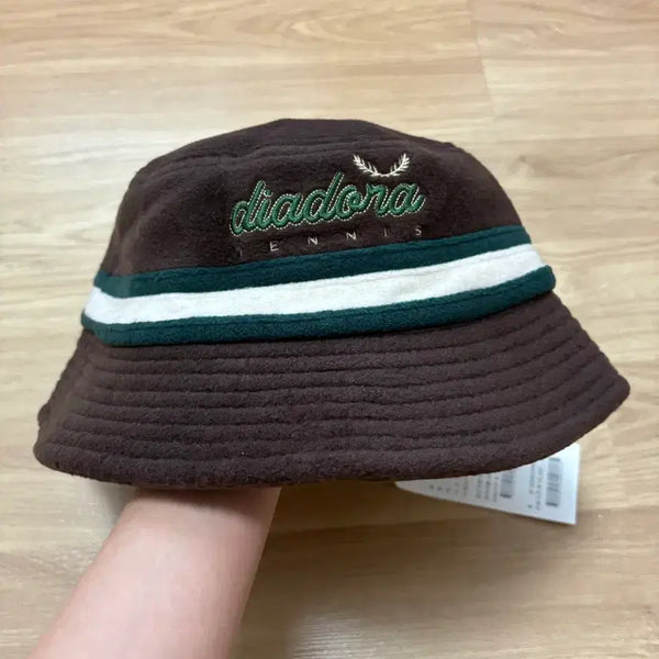 [BUNJANG] Diadora Fleece Tennis Bucket Hat / 디아도라 테니스 플리스 버킷햇 (새상품)
