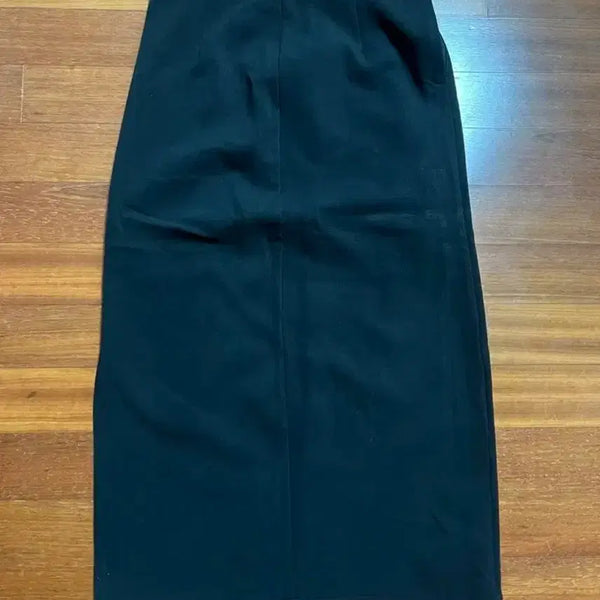 [BUNJANG] Black H-Line Midi Skirt / 블랙 H라인 미디 스커트