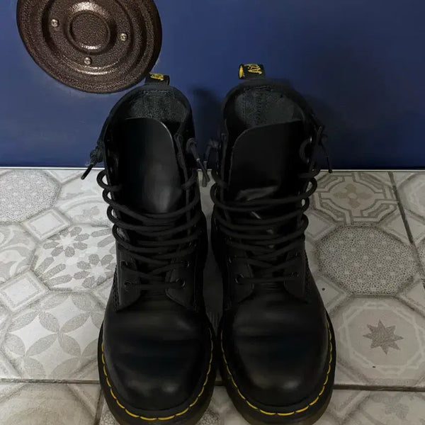 [BUNJANG] Dr. Martens 1460 8-Eye Boots Black UK 4 / 닥터마틴 1460 8홀 uk4