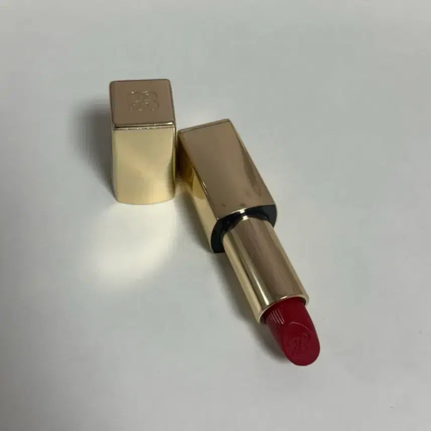 [BUNJANG] Estée Lauder Pure Color Lipstick 608 Uncontrollable / 에스티로더 퓨어 컬러 립스틱 608 언컨트롤러블