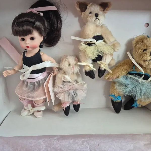 [BUNJANG] Madame Alexander The Ballet Lesson 8-Inch Doll / 마담알렉산더 (The ballet lesson)8인치
