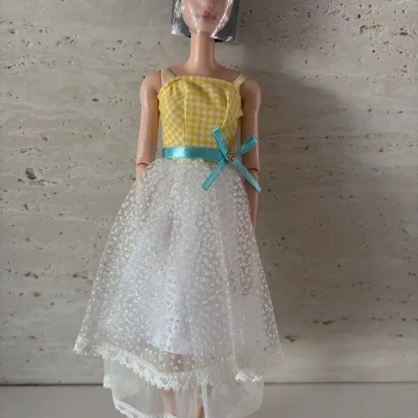 [BUNJANG] Customized Barbie Doll with Yellow Check Dress / 바비인형 옐로우 체크 드레스