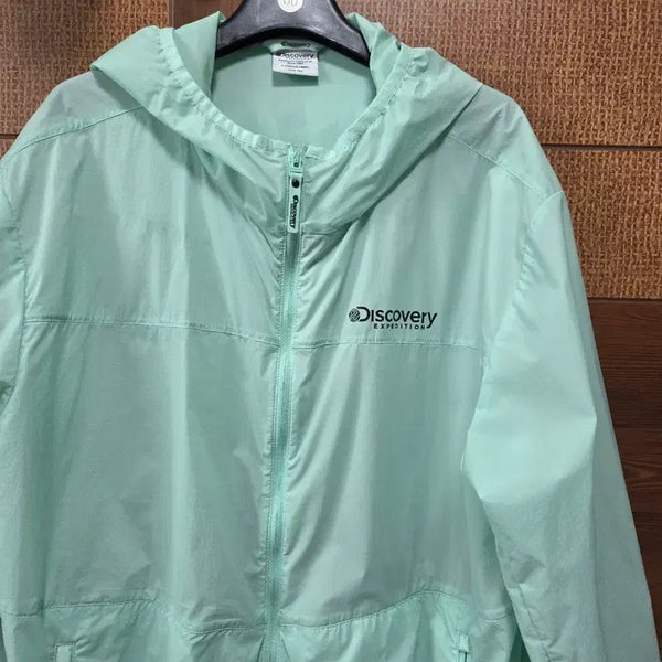 [BUNJANG] Discovery Expedition Mint Windbreaker / 디스커버리 익스페디션 민트색 바람막이