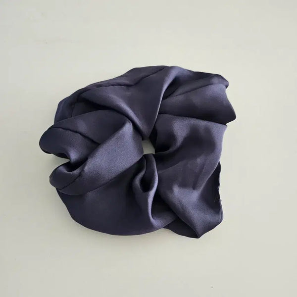 [BUNJANG] Big Satin Scrunchie Hair Tie - Navy / (새상품) 빅 공단 네이비 스크런치 곱창밴드