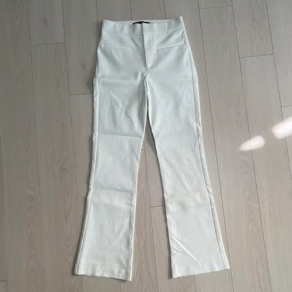 [BUNJANG] Zara Mini Flare Pants White XS / 새상품) 자라 미니 플레어 팬츠
