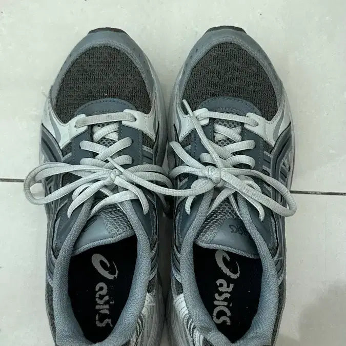 [BUNJANG] ASICS Gel-Kayano 14 Grey Sneakers / 아식스 젤 키리오스 캐리어 그레이