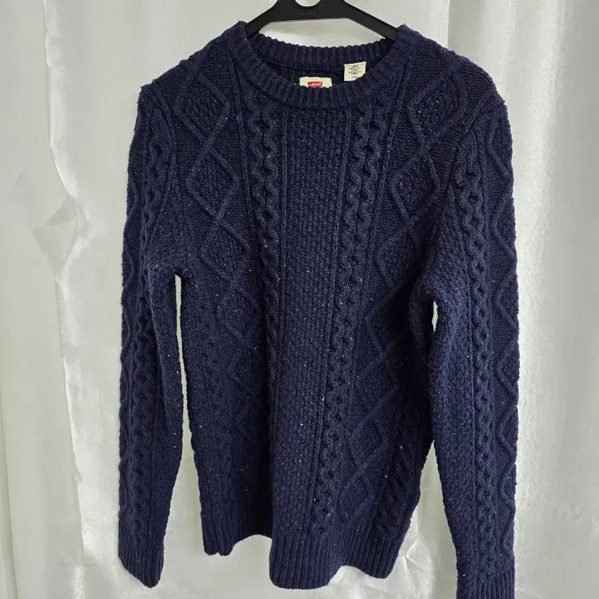 [BUNJANG] Levi's Navy Cable Knit Sweater / 리바이스 네이비 꽈배기 니트 (2000)