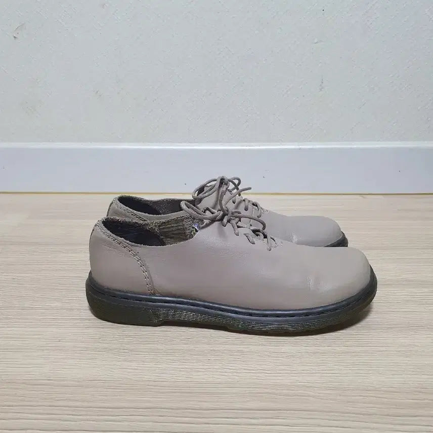 [BUNJANG] Dr. Martens Rory 3 Sneakers / 닥터마틴 로리3 스니커즈 230