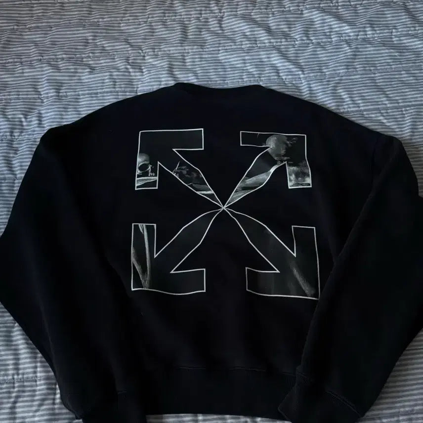 [BUNJANG] Off-White Caravaggio Sweatshirt Size M / 오프화이트 카라바조 맨투맨 m사이즈